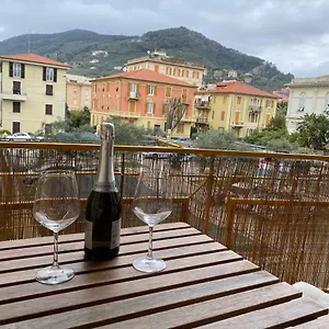 la-chiavari.hotelitalianriviera.com/