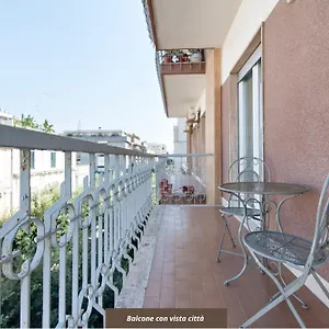 casa-arditi.lecce-hotels.com/